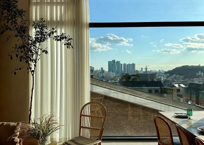 Foreste Haus 포레스테하우스 호텔 4*